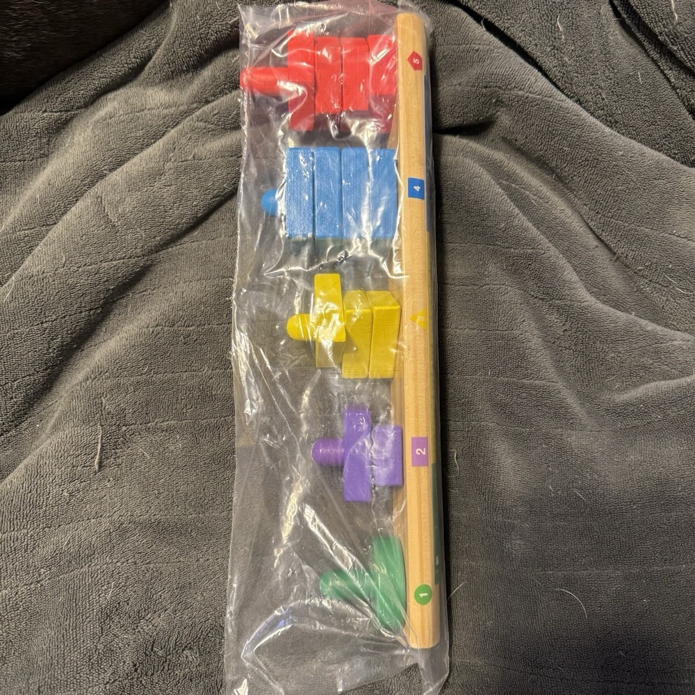 Melissa & Doug Stack & Sort Board Toy W/Wooden Shapes EUC *Missing 1 piece*